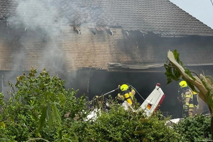 W Niemczech samolot spadł na budynek mieszkalny: są ofiary