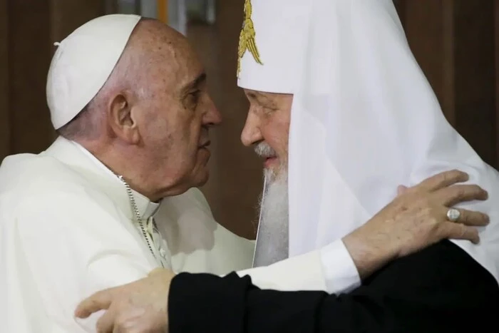 Rzymskokatolicki biskup nazwał czyn papieża Franciszka, który wyraźnie pokazał, że stoi po stronie Ukrainy