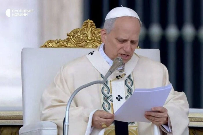 Der neue Papst von Rom ist offiziell auf den Thron gestiegen