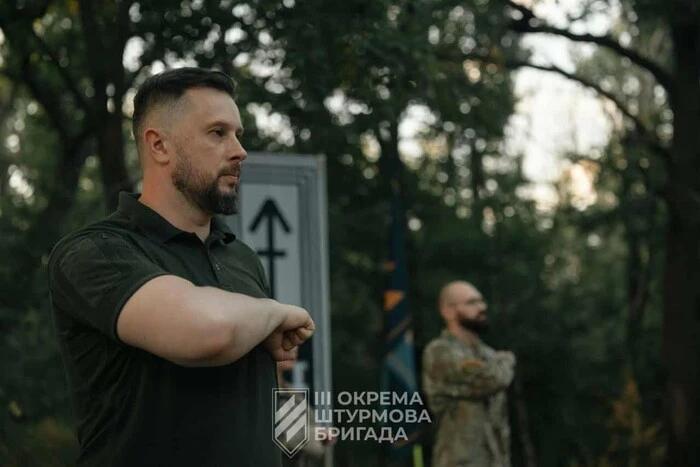 Po Azowie i Trzeciej Brygadzie Szturmowej, Bielecki formuje Trzeci Korpus, który stanie się laboratorium zmian – media