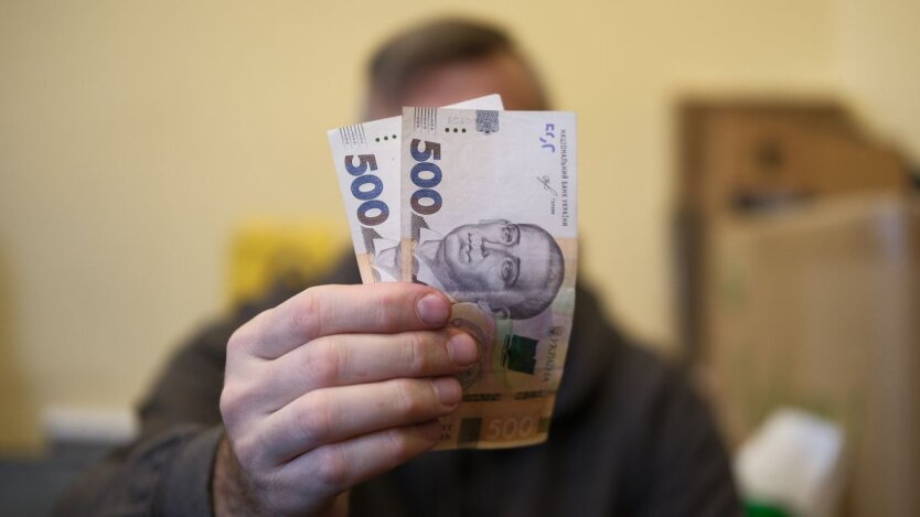 Für diejenigen, die die tausend von Zelensky erhalten haben: Ukrainern wurde eine wichtige Klarstellung zu den Zahlungen mitgeteilt