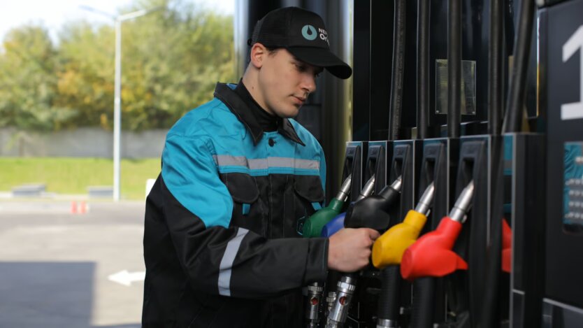 Filling stations showed how prices for gasoline, diesel and autogas differ in Dnipro and Mykolaiv regions