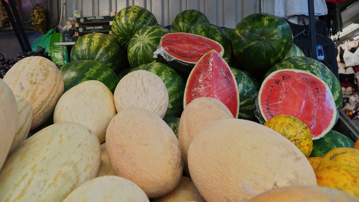 Prices for watermelons and melons - how much to pay for one kilogram