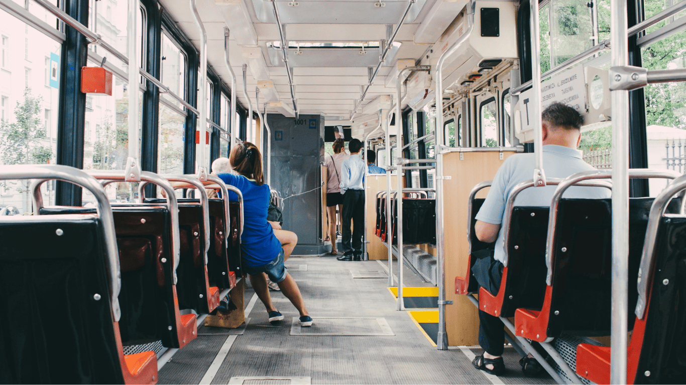 Kostenloser Transport in Polen - Wer hat im Jahr 2025 Anspruch auf Vergünstigungen